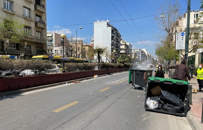 Επεισόδια έξω από το Οικονομικό Πανεπιστήμιο