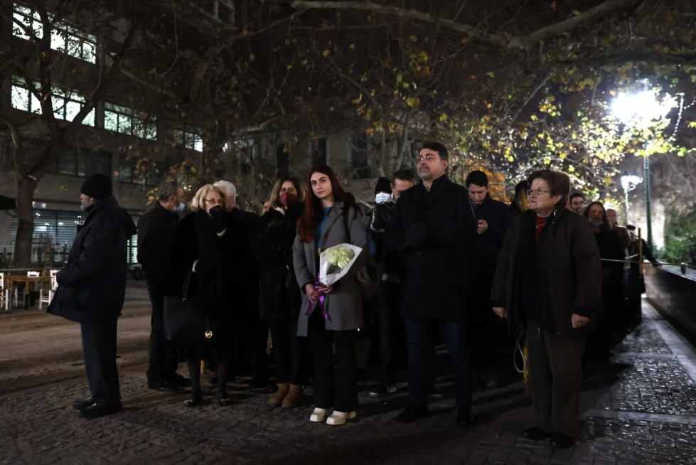 Κηδεία τέως βασιλιά Κωνσταντίνου: Στο παρεκκλήσι του Αγίου Ελευθερίου η σορός