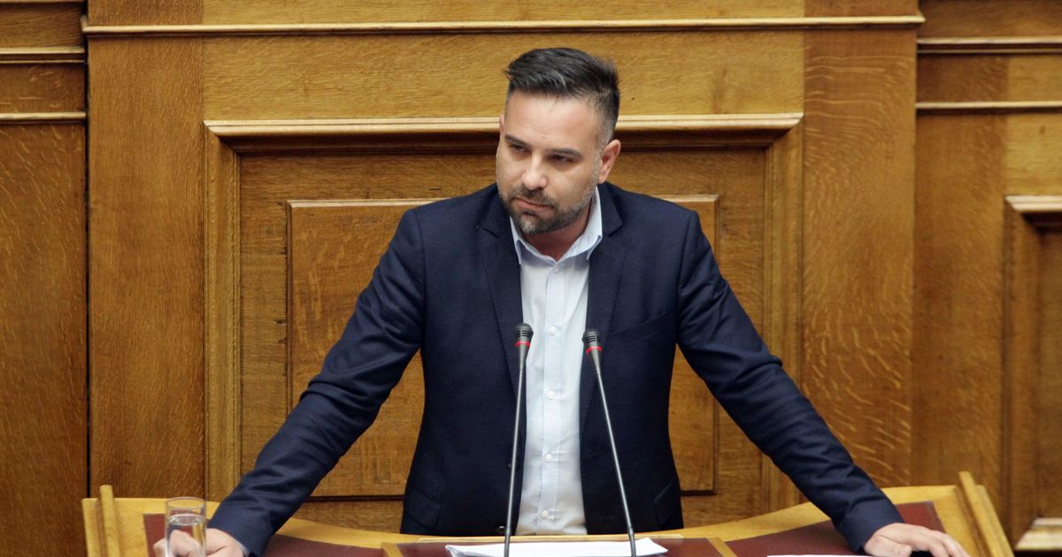 Bουλευτής άφησε τα έδρανα και άνοιξε ταβέρνα στις ΗΠΑ