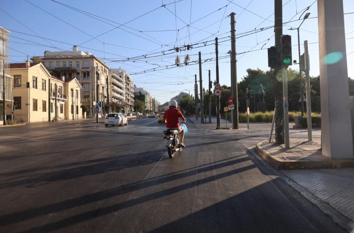 Έρημη πόλη η Αθήνα τον Δεκαπενταύγουστο