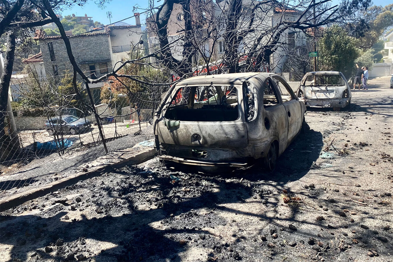 Πύρινος όλεθρος: Τι έδειξε η επόμενη μέρα σε κάθε περιοχή