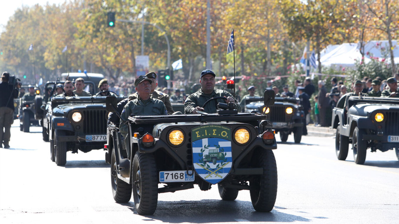 στρατιωτική παρέλαση στη Θεσσαλονίκη