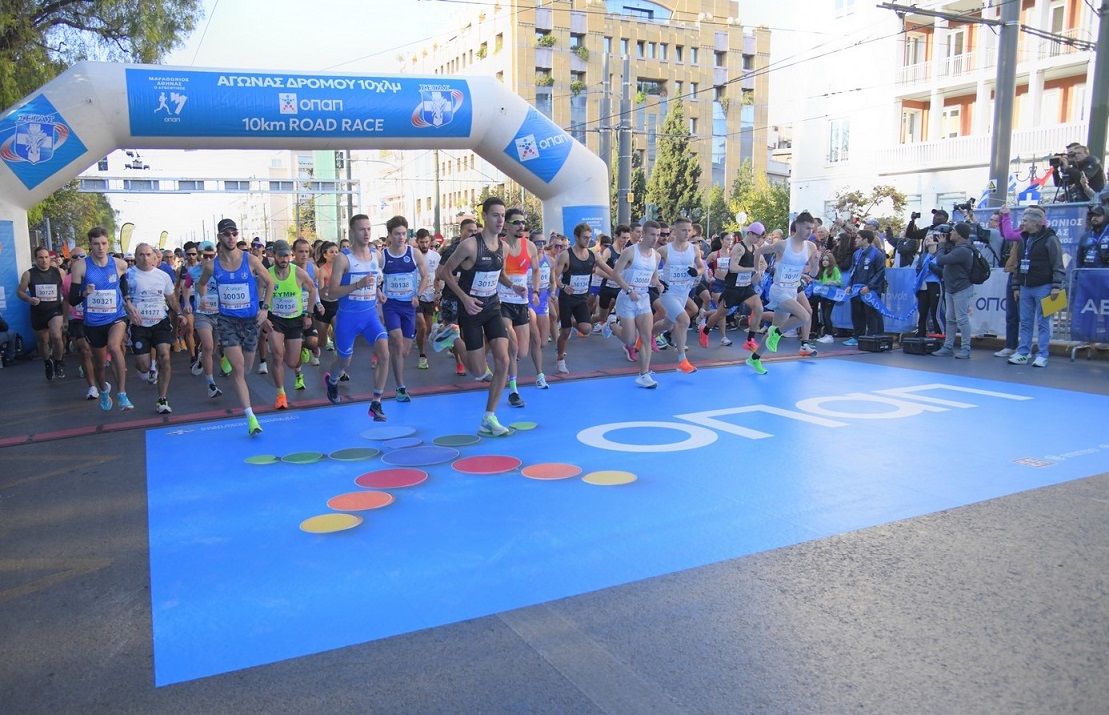 Ο 41ος Αυθεντικός Μαραθώνιος της Αθήνας μαγνήτισε τα βλέμματα